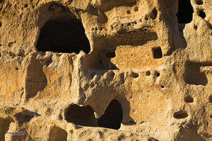 Gargoyle Wall, Bandalier NM