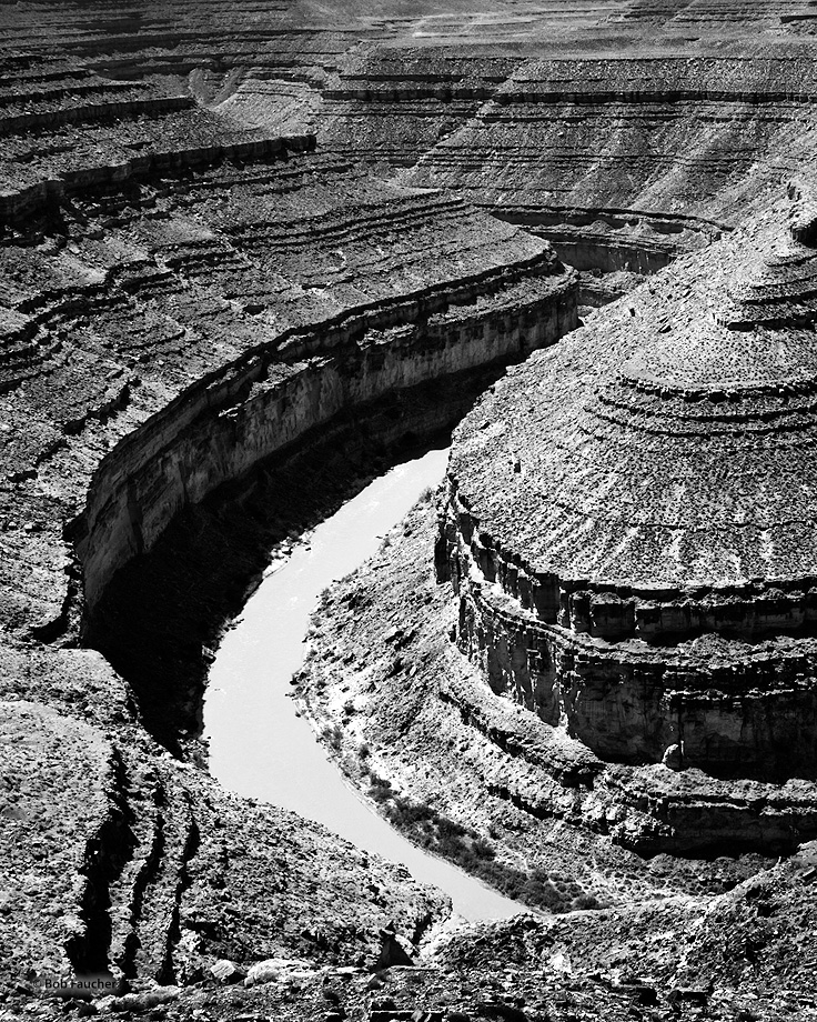 Eroded by water, wind, frost, and gravity, this is a classic location for observing incised meanders.