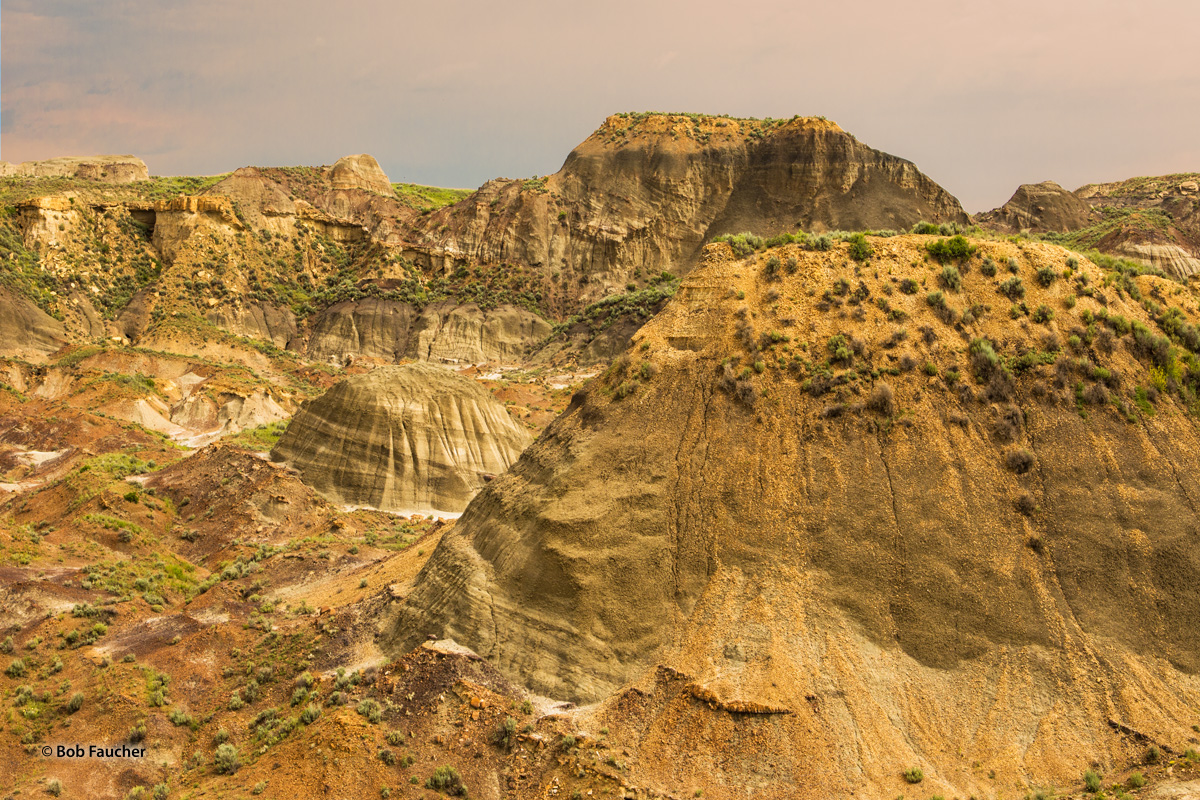 Prairie Badlands Some stretches of badlands stand out amid grasslands, while others are mixed with river-breaks terrain. Formations such as these...